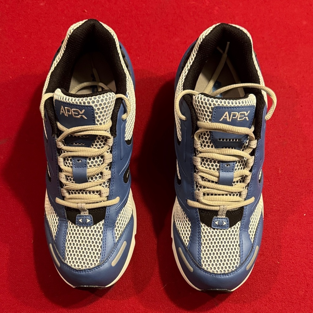 Apex Men's Blue and White Athletic Shoes